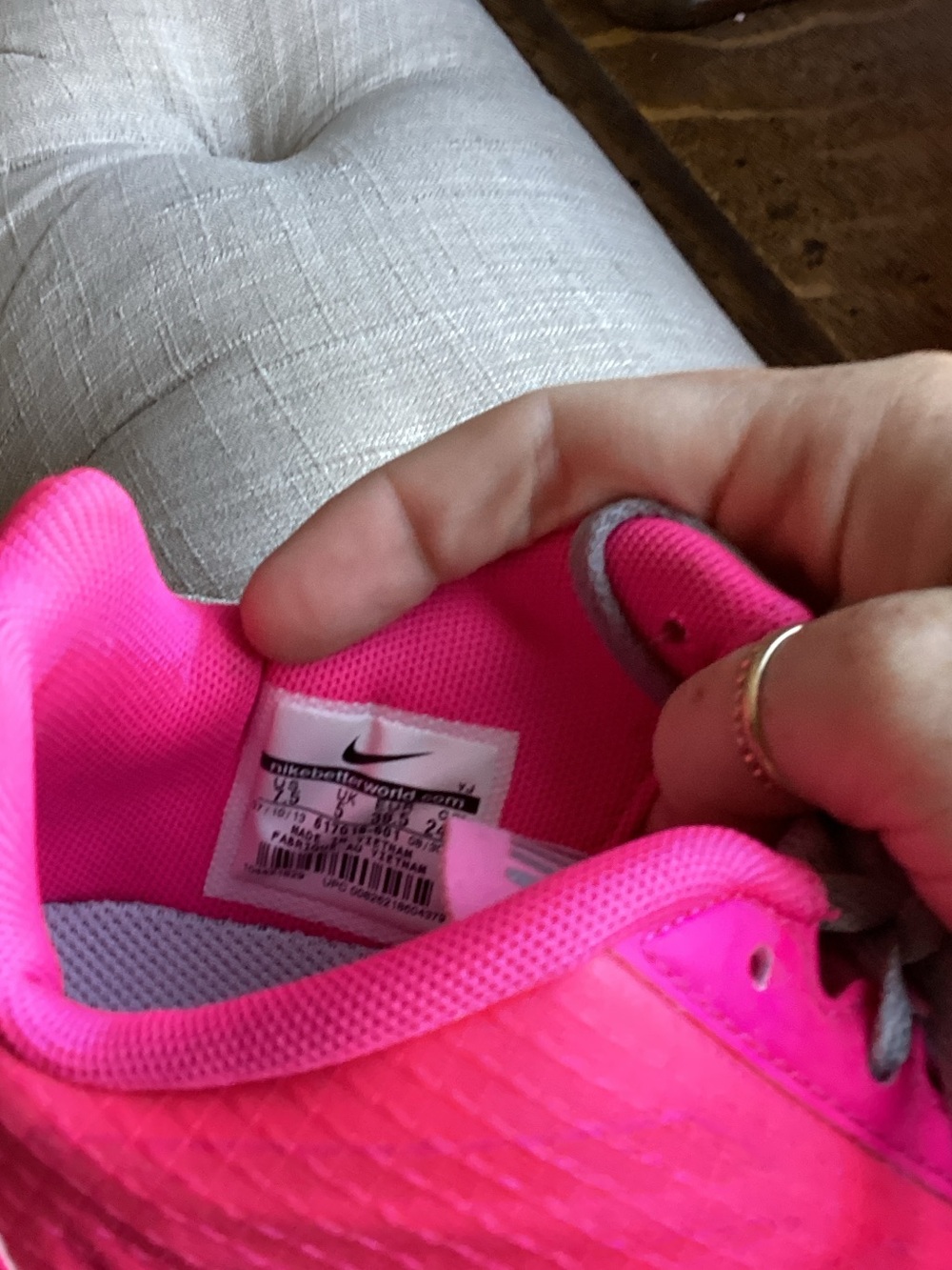 Nike Bright Pink Women’s Athletic Sneakers with Silver Swoosh - Picture 6 of 6